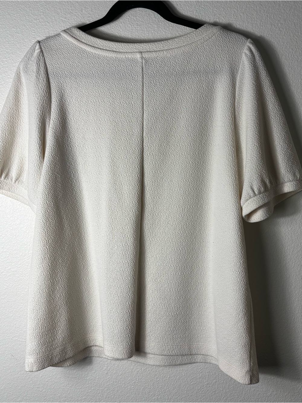 LOFT Large Ivory Textured Knit Puff Sleeve Top Keyhole Back Blouse - Picture 6 of 6